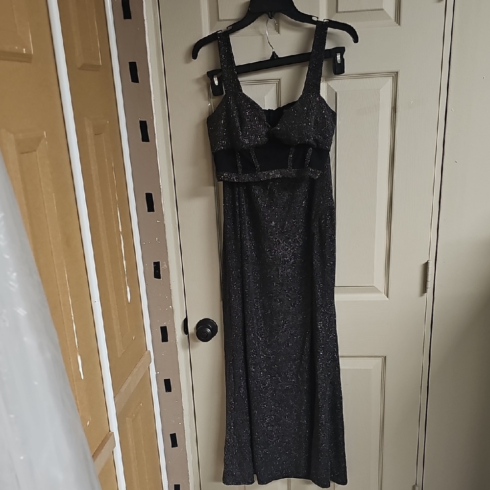 2 Gor $12 Piece Black Outfit